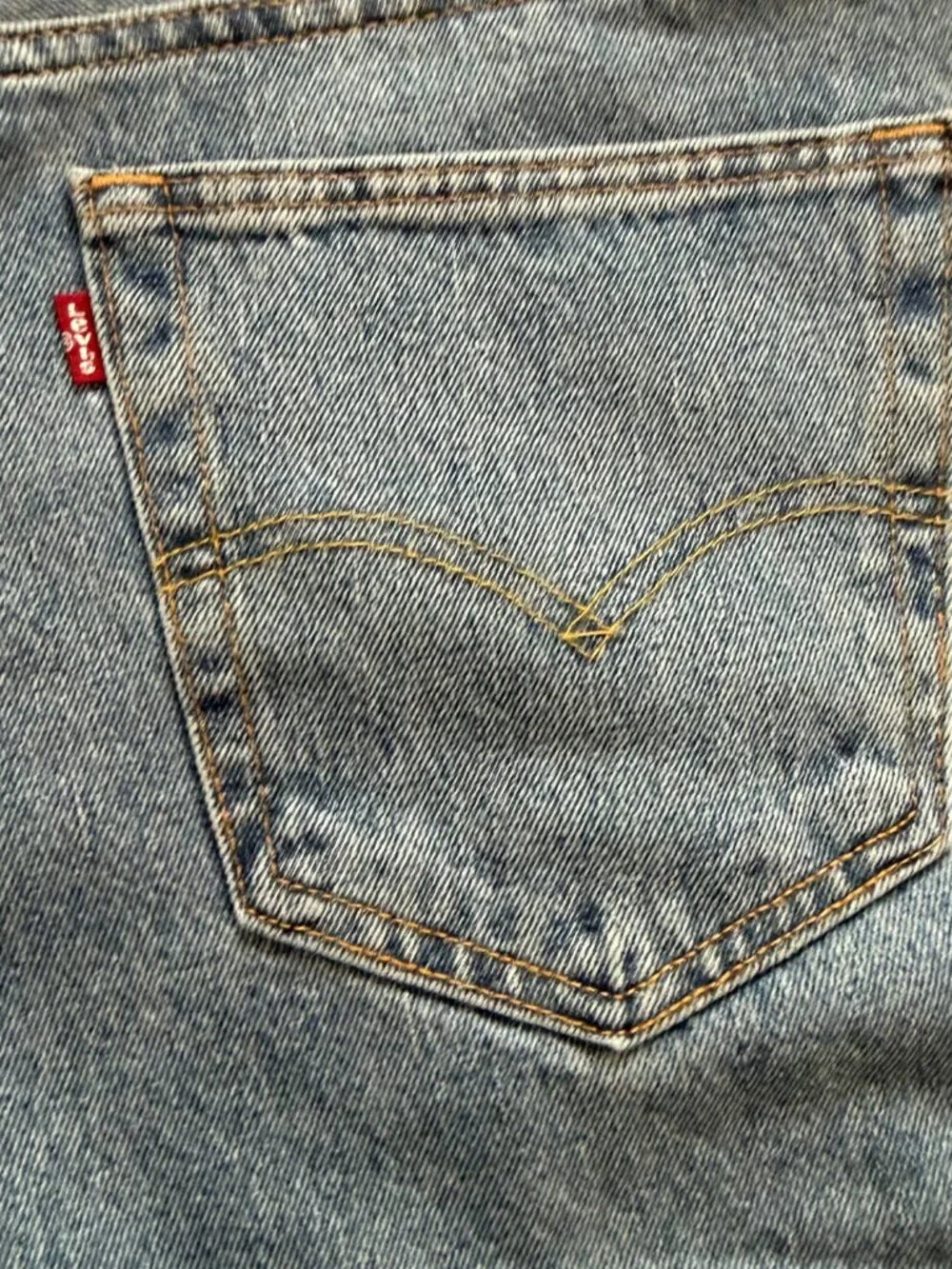 Levis levi 550